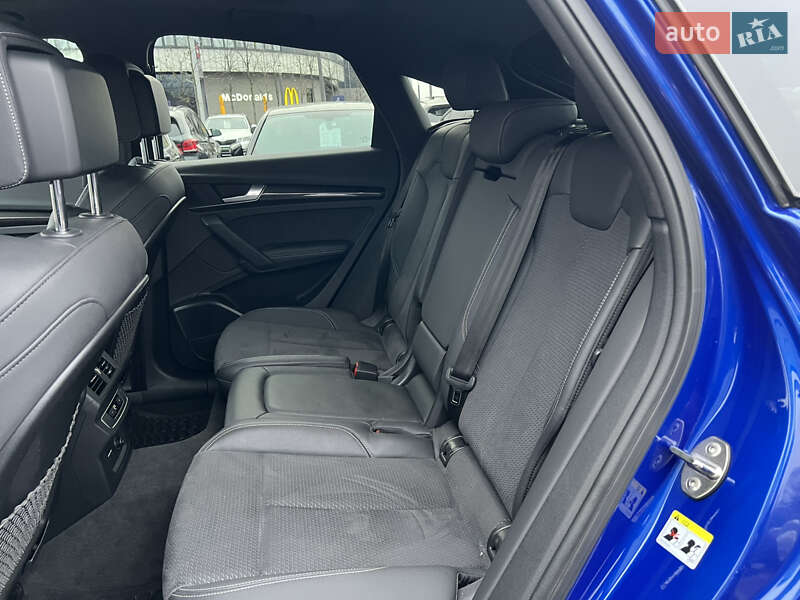 Внедорожник / Кроссовер Audi SQ5 2021 в Киеве