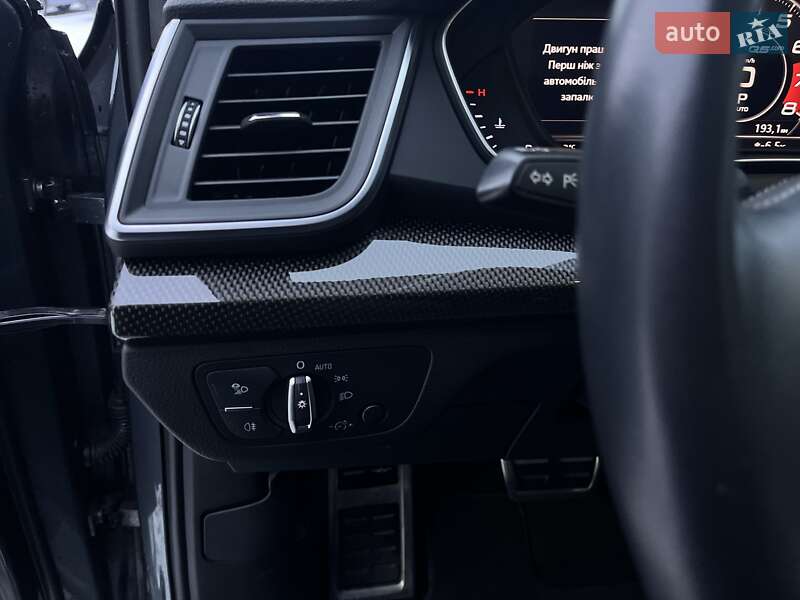 Внедорожник / Кроссовер Audi SQ5 2018 в Житомире