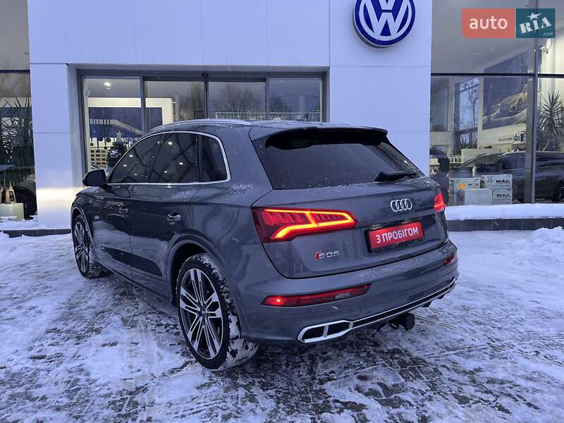 Внедорожник / Кроссовер Audi SQ5 2018 в Житомире