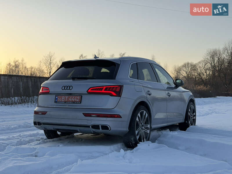 Внедорожник / Кроссовер Audi SQ5 2018 в Долине