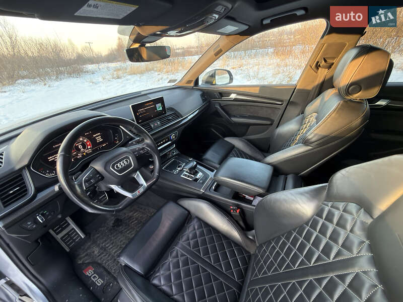 Внедорожник / Кроссовер Audi SQ5 2018 в Долине