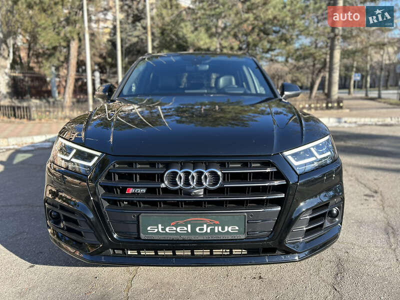 Внедорожник / Кроссовер Audi SQ5 2019 в Николаеве