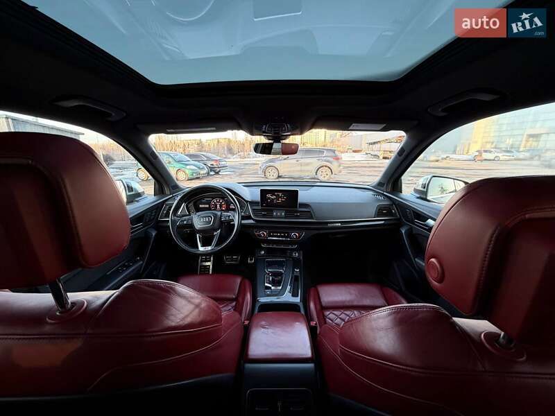 Внедорожник / Кроссовер Audi SQ5 2018 в Кривом Роге