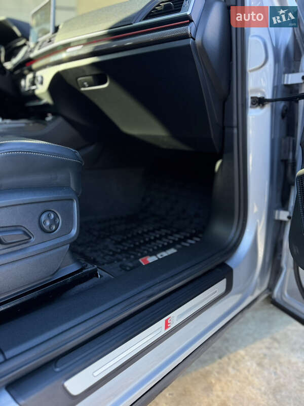 Внедорожник / Кроссовер Audi SQ5 2018 в Львове фото 24 Внедорожник / Кроссовер Audi SQ5 2018 в Львове