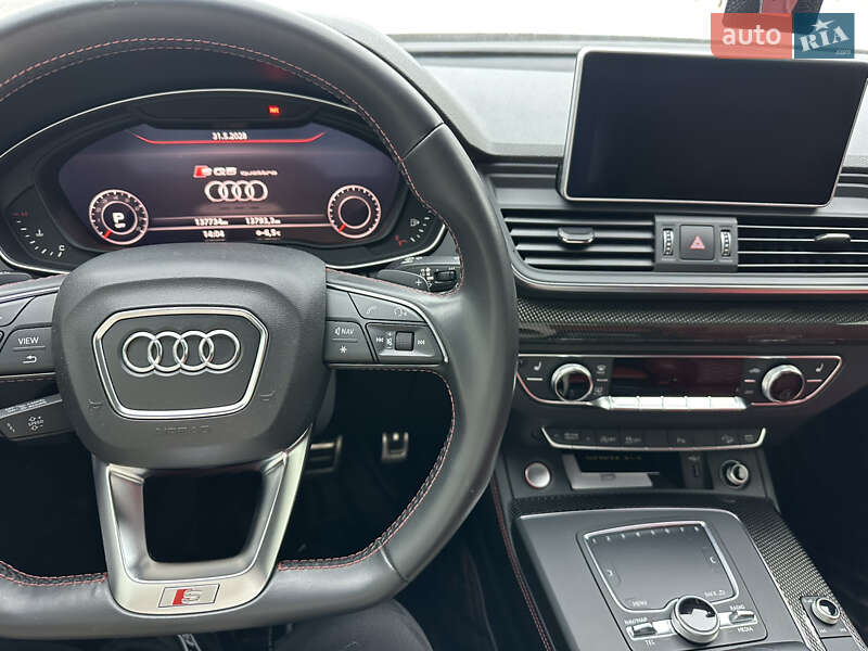 Позашляховик / Кросовер Audi SQ5 2018 в Дніпрі