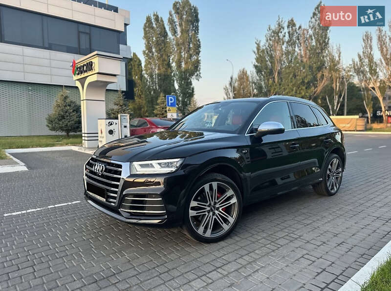 Внедорожник / Кроссовер Audi SQ5 2018 в Одессе