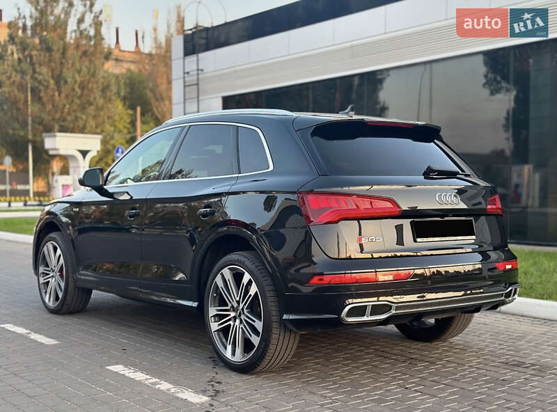 Внедорожник / Кроссовер Audi SQ5 2018 в Одессе
