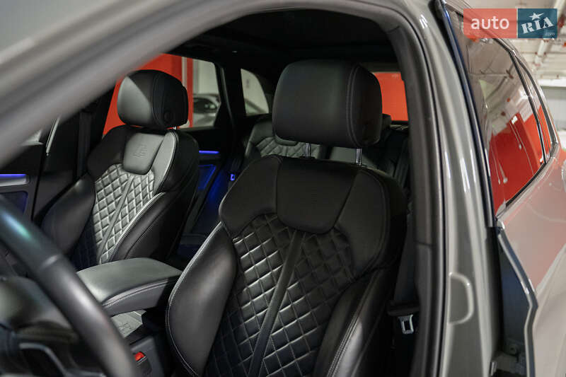 Позашляховик / Кросовер Audi SQ5 2019 в Полтаві фото 26 Позашляховик / Кросовер Audi SQ5 2019 в Полтаві