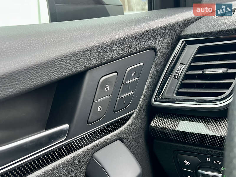 Позашляховик / Кросовер Audi SQ5 2021 в Києві