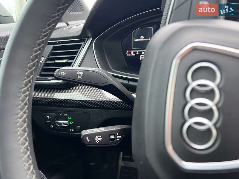 Позашляховик / Кросовер Audi SQ5 2021 в Києві