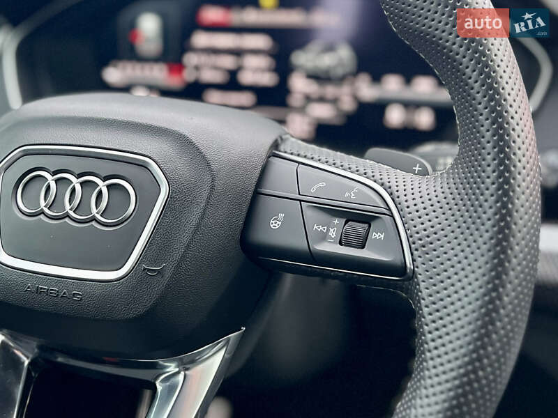 Позашляховик / Кросовер Audi SQ5 2021 в Києві