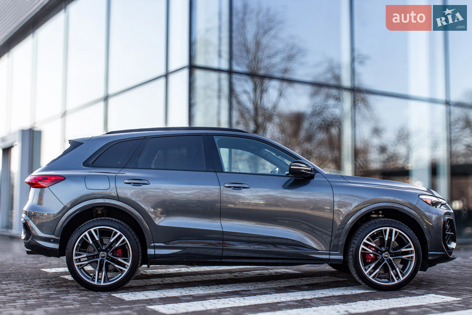 2025 Audi SQ5 - мініатюра 47