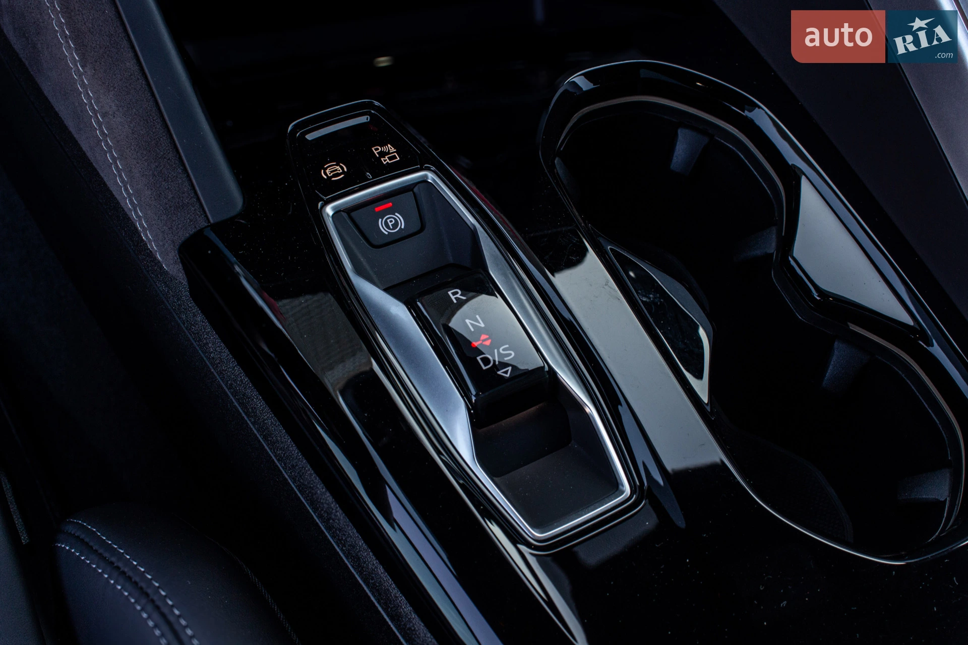 2025 Audi SQ5 - мініатюра 91