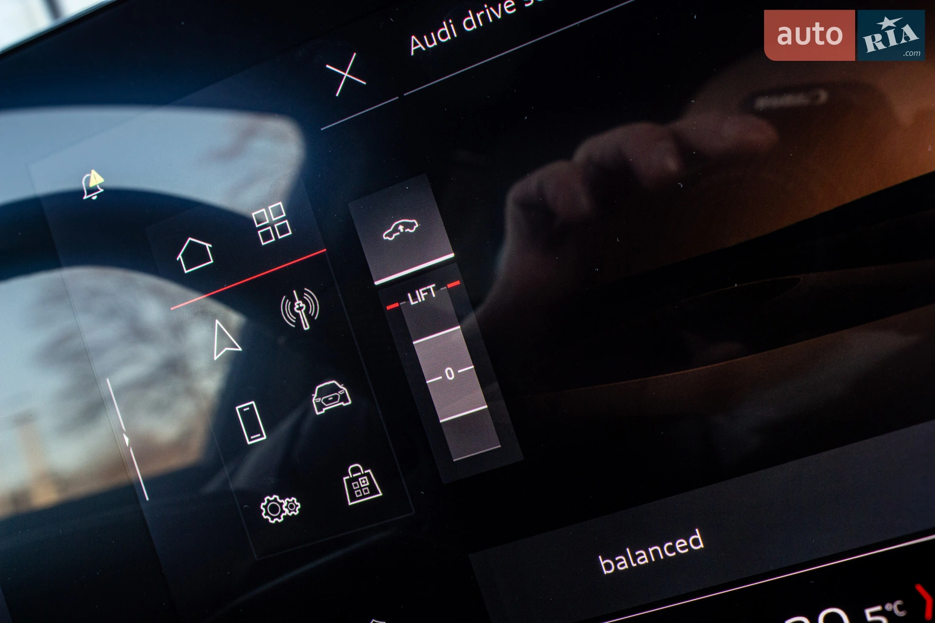 2025 Audi SQ5 - мініатюра 106