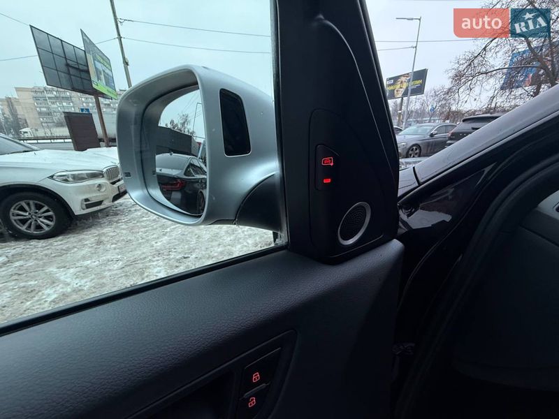 Внедорожник / Кроссовер Audi SQ5 2014 в Киеве
