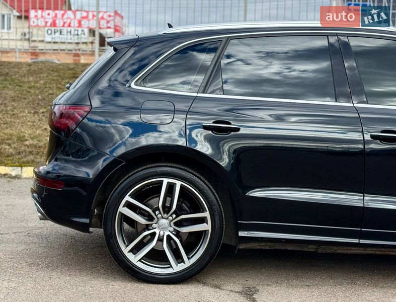 Внедорожник / Кроссовер Audi SQ5 2015 в Киеве