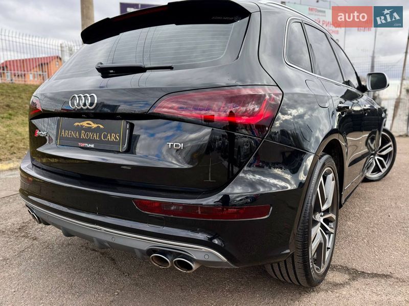 Внедорожник / Кроссовер Audi SQ5 2015 в Киеве