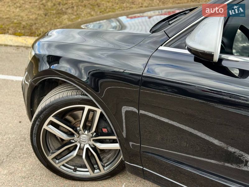 Внедорожник / Кроссовер Audi SQ5 2015 в Киеве