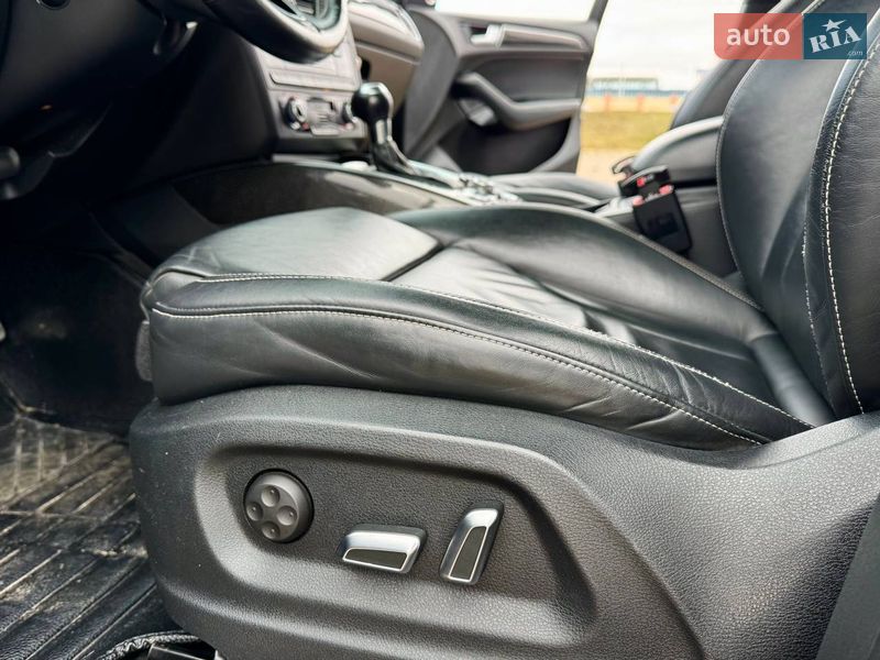 Внедорожник / Кроссовер Audi SQ5 2015 в Киеве