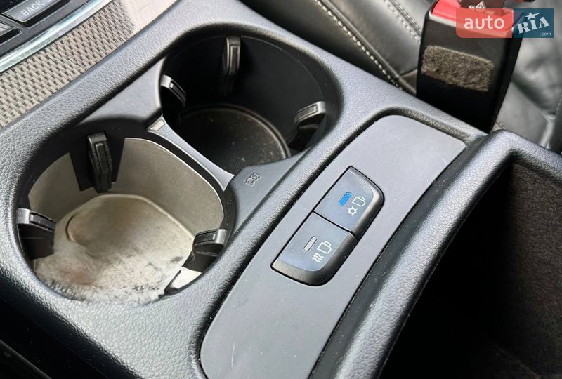 Внедорожник / Кроссовер Audi SQ5 2015 в Киеве