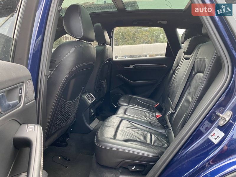 Внедорожник / Кроссовер Audi SQ5 2013 в Киеве