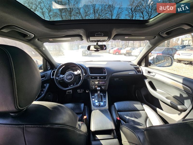 Внедорожник / Кроссовер Audi SQ5 2014 в Каменском