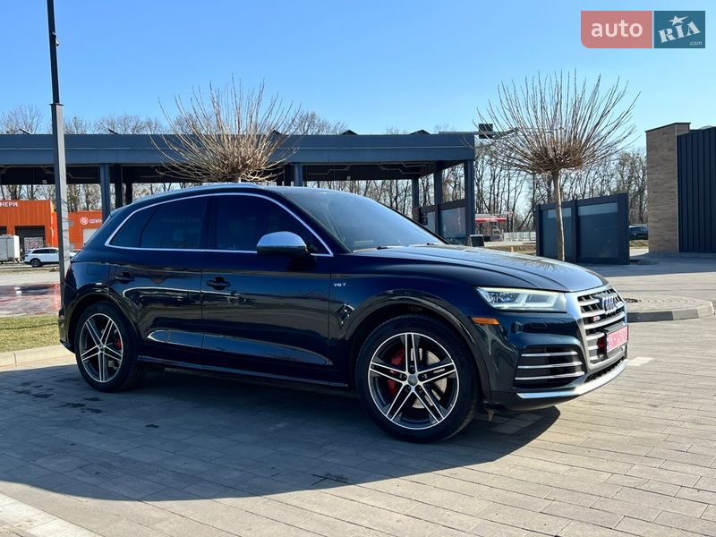 Внедорожник / Кроссовер Audi SQ5 2017 в Луцке