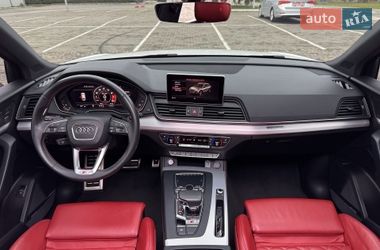 Позашляховик / Кросовер Audi SQ5 2018 в Луцьку