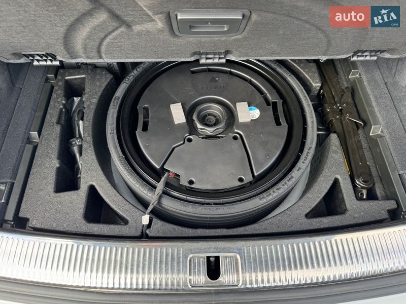 Внедорожник / Кроссовер Audi SQ5 2023 в Киеве фото 13 Внедорожник / Кроссовер Audi SQ5 2023 в Киеве