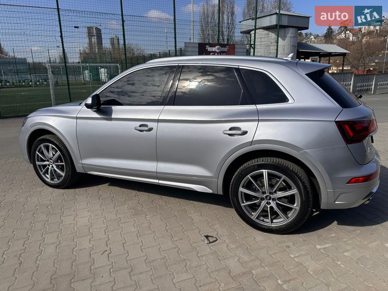 Внедорожник / Кроссовер Audi SQ5 2021 в Киеве
