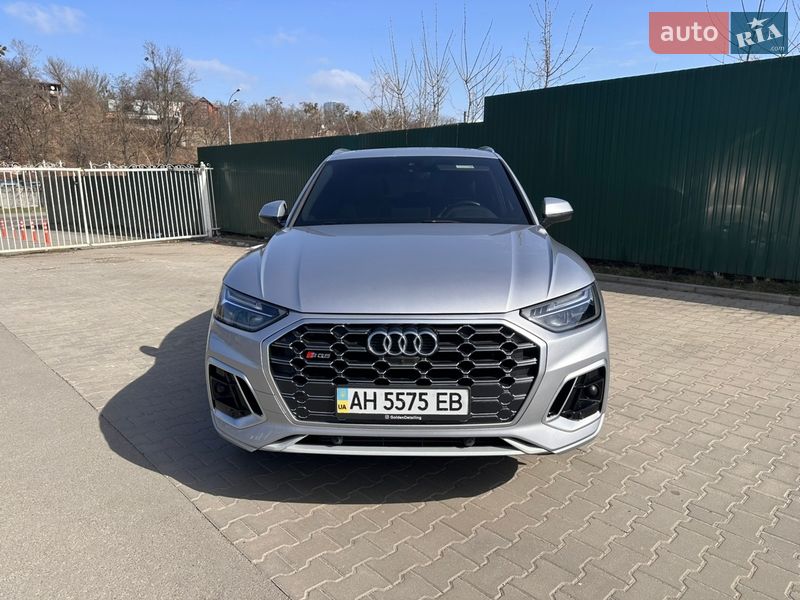 Внедорожник / Кроссовер Audi SQ5 2021 в Киеве