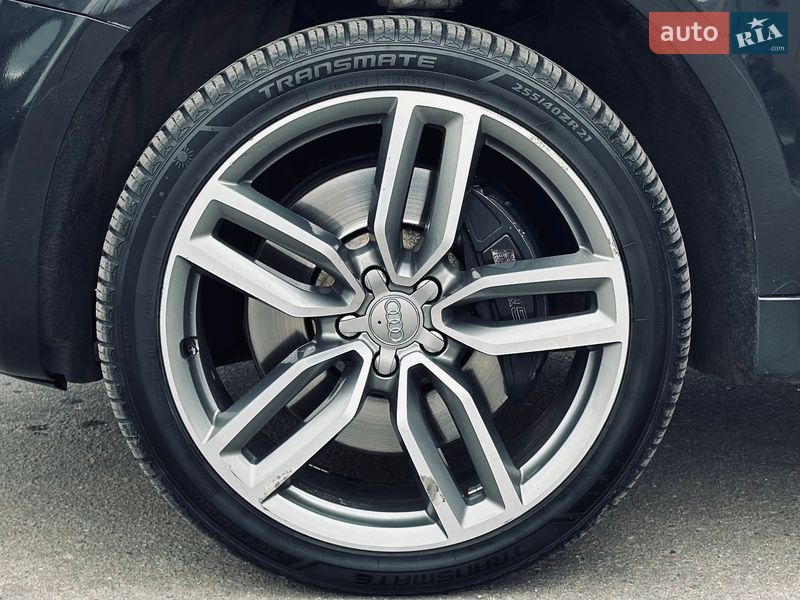 Внедорожник / Кроссовер Audi SQ5 2014 в Кременчуге