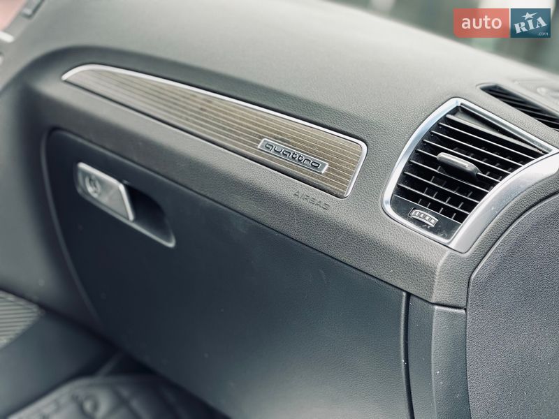 Внедорожник / Кроссовер Audi SQ5 2014 в Кременчуге