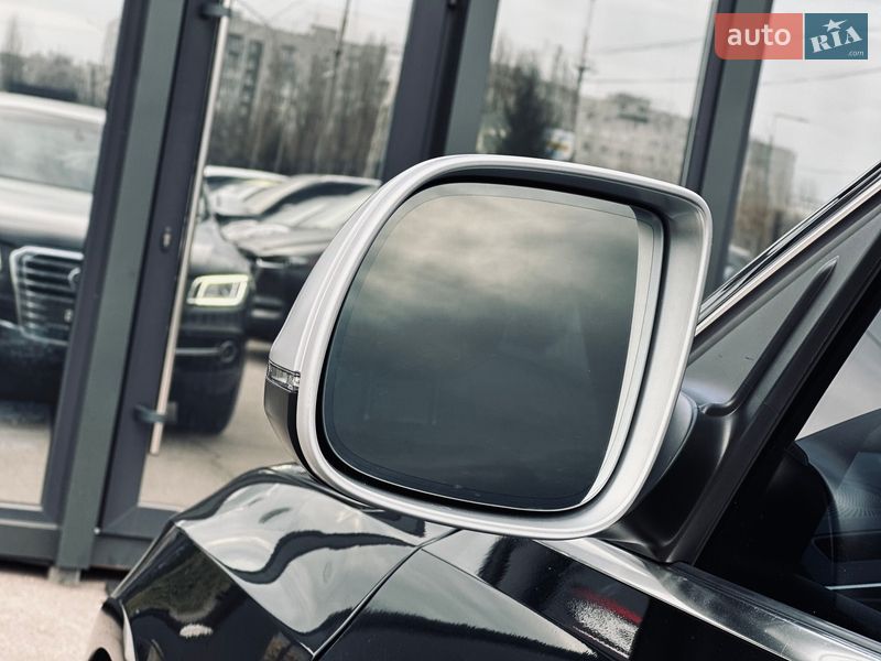 Внедорожник / Кроссовер Audi SQ5 2014 в Кременчуге