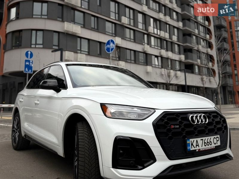 Позашляховик / Кросовер Audi SQ5 2020 в Києві