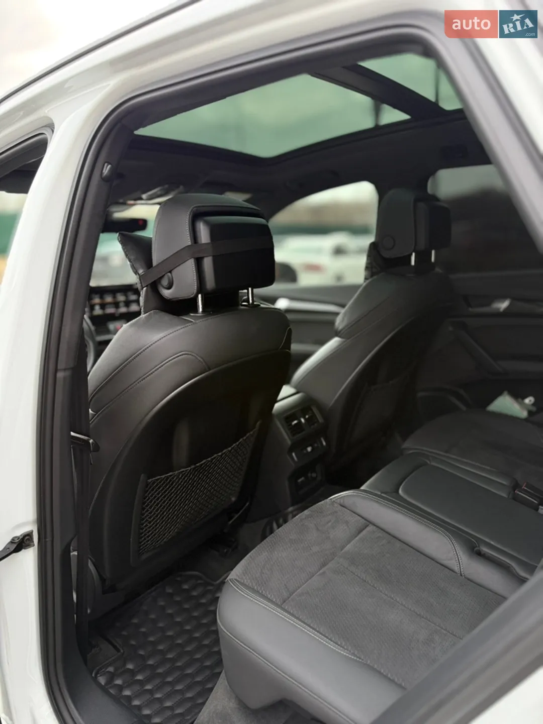 2020 Audi SQ5 - мініатюра 13