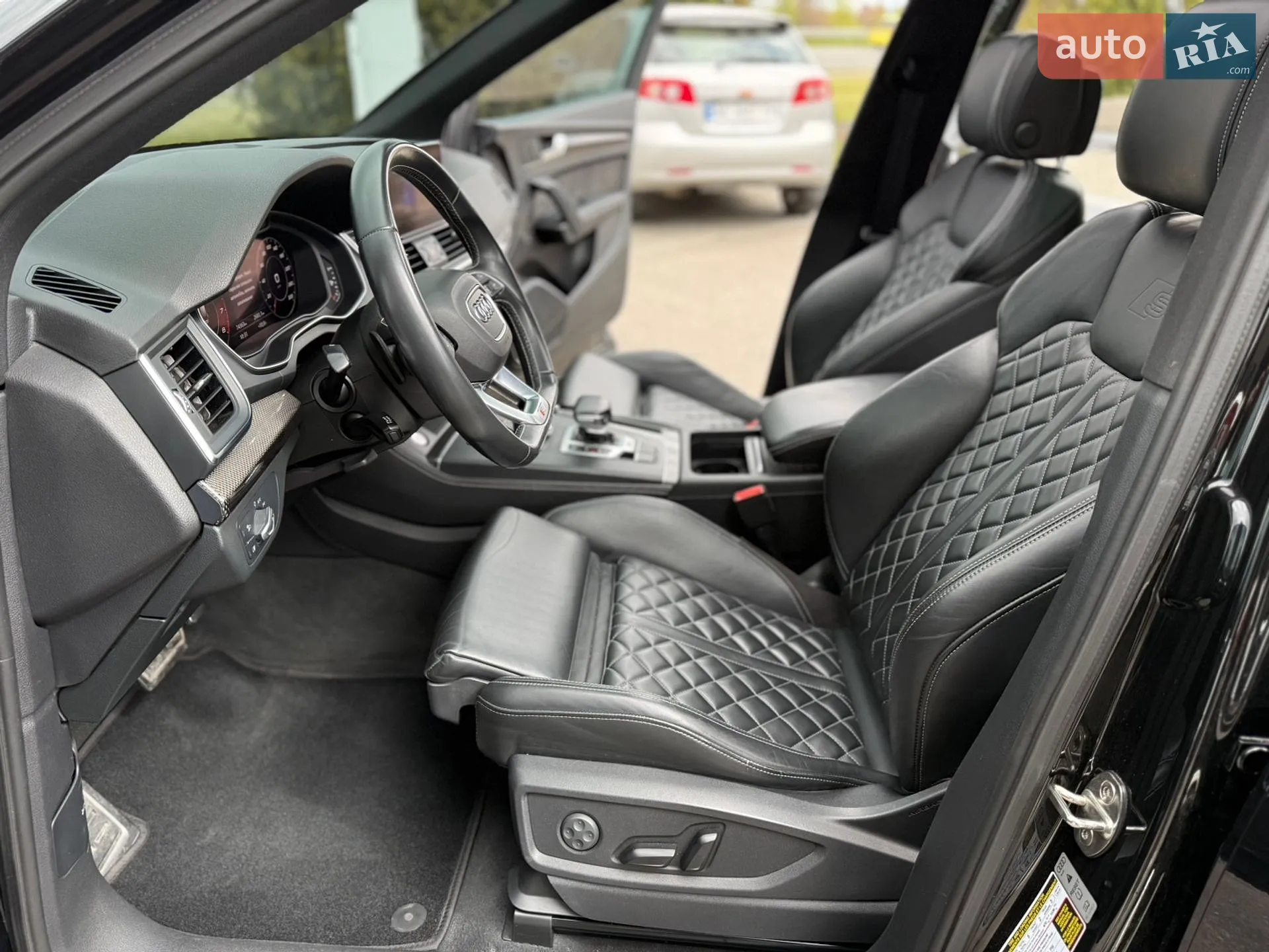 2019 Audi SQ5 - мініатюра 18