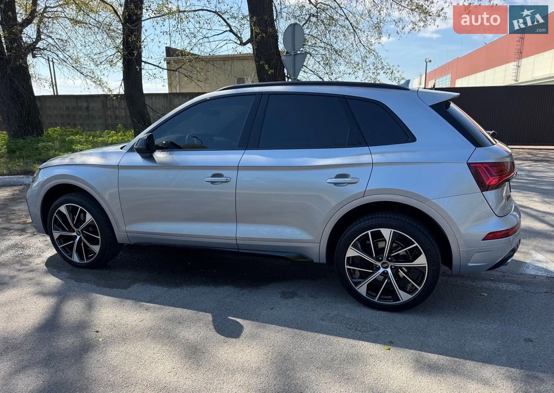 2023 Audi SQ5 - мініатюра 12
