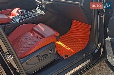 Внедорожник / Кроссовер Audi SQ5 2019 в Киеве