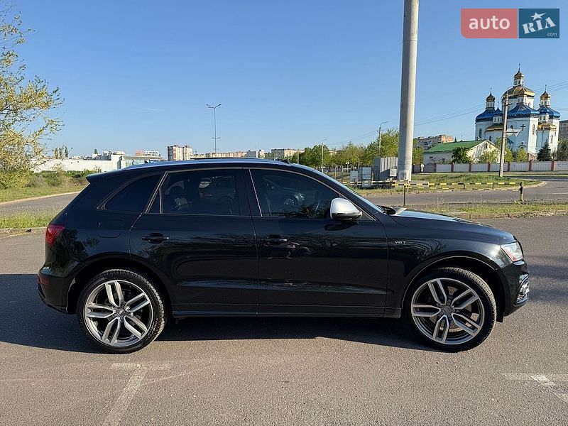 Внедорожник / Кроссовер Audi SQ5 2013 в Кривом Роге