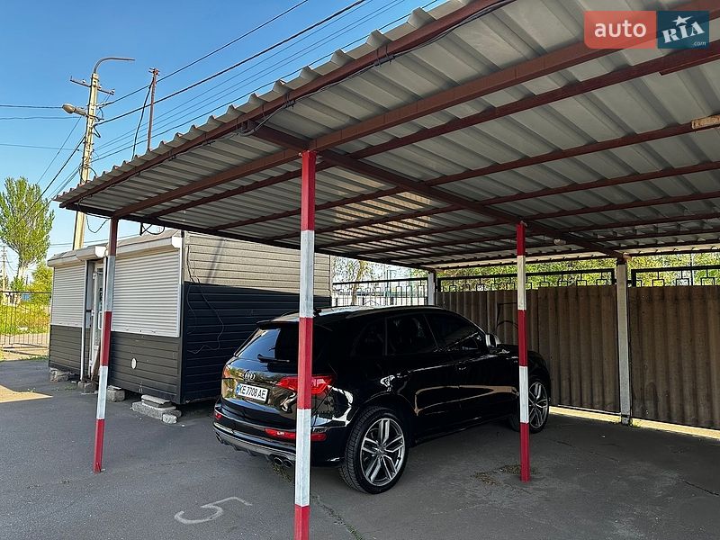 Внедорожник / Кроссовер Audi SQ5 2013 в Кривом Роге