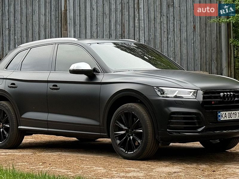 Внедорожник / Кроссовер Audi SQ5 2017 в Киеве