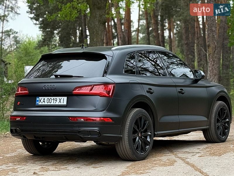 Внедорожник / Кроссовер Audi SQ5 2017 в Киеве