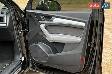 Внедорожник / Кроссовер Audi SQ5 2017 в Киеве