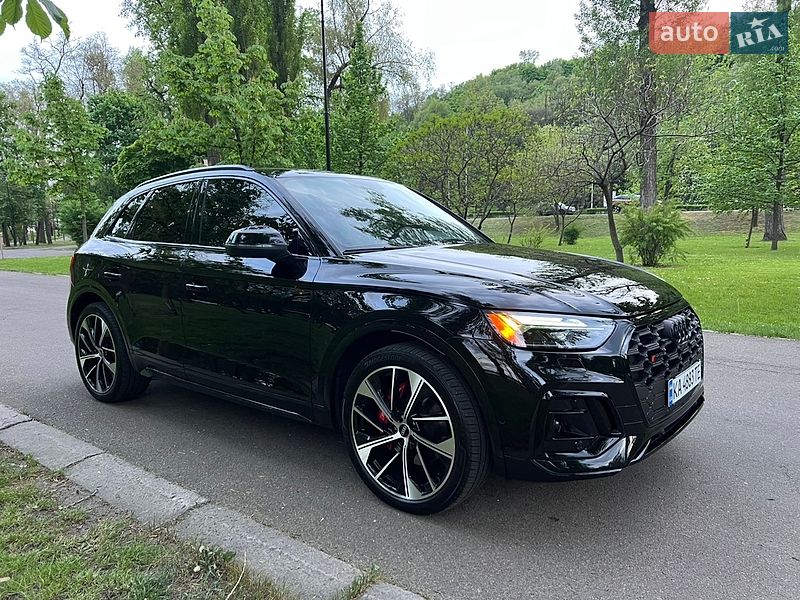 Позашляховик / Кросовер Audi SQ5 2020 в Києві