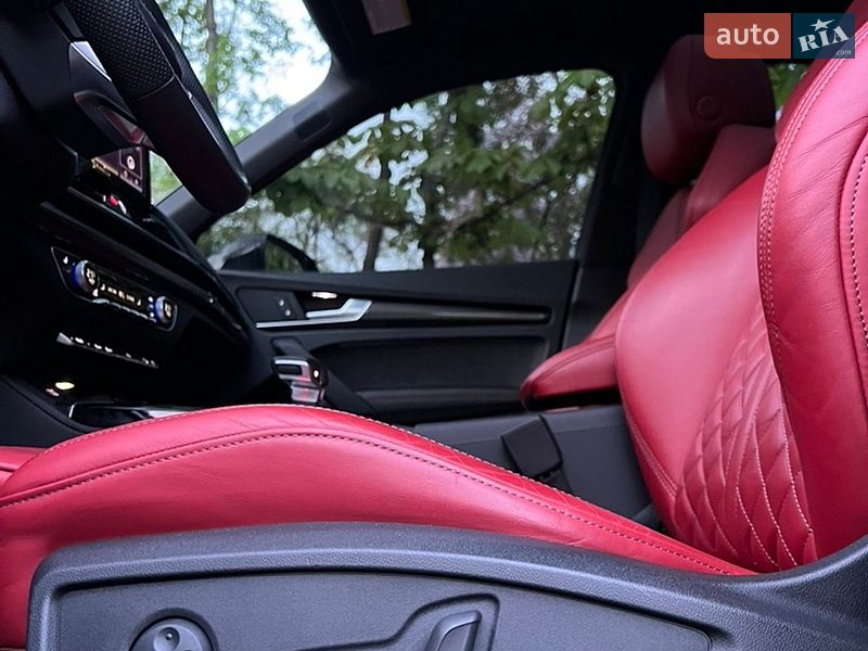 Позашляховик / Кросовер Audi SQ5 2020 в Києві