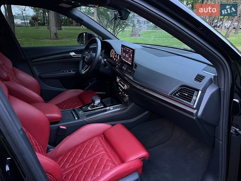 Позашляховик / Кросовер Audi SQ5 2020 в Києві