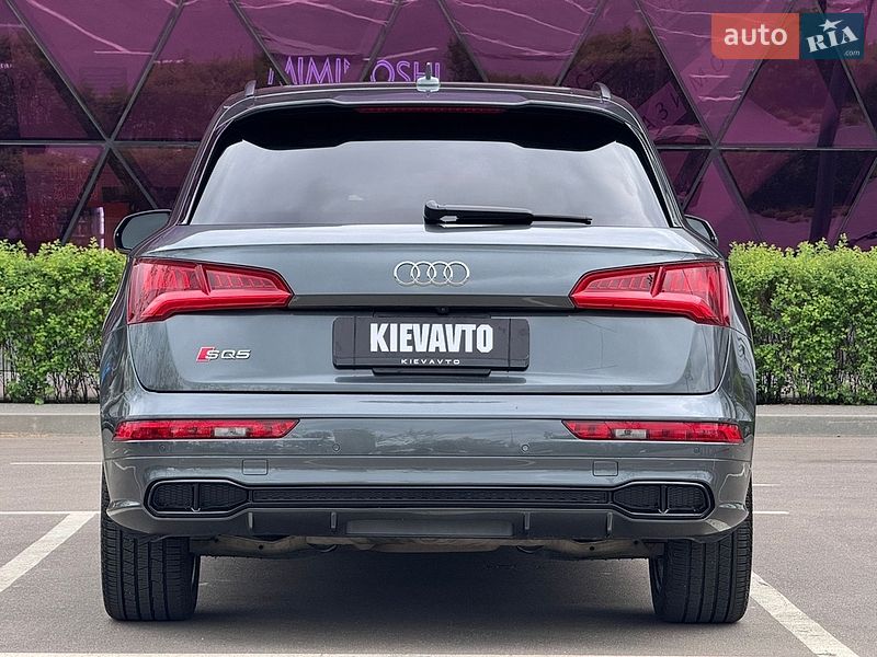 Внедорожник / Кроссовер Audi SQ5 2019 в Киеве