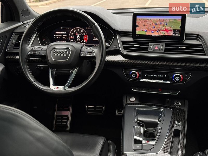 Внедорожник / Кроссовер Audi SQ5 2019 в Киеве