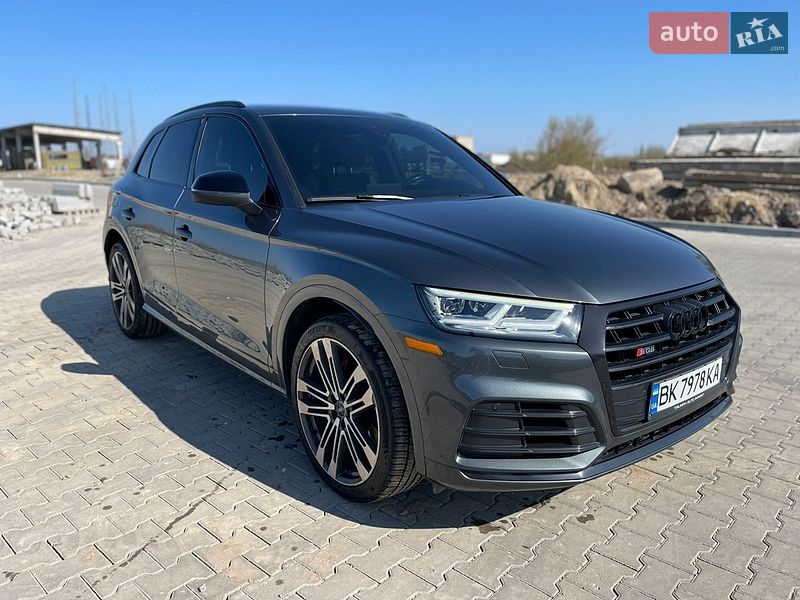 Внедорожник / Кроссовер Audi SQ5 2019 в Ровно